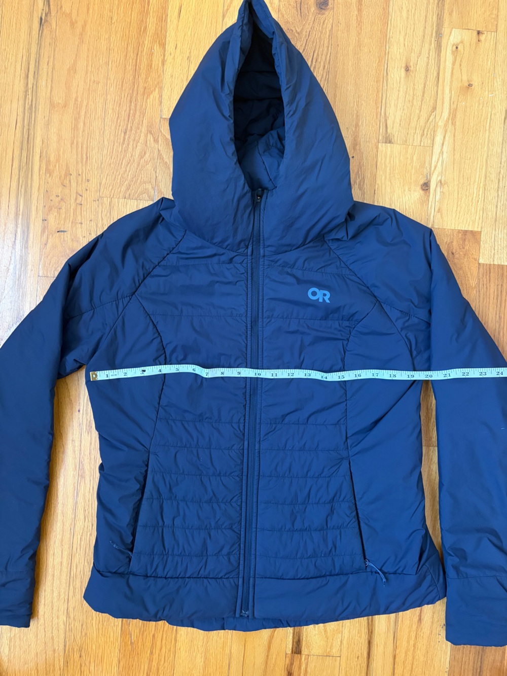 Outdoor Research Women’s Shadow Insulated Hooded Jacket - Picture 4 of 9